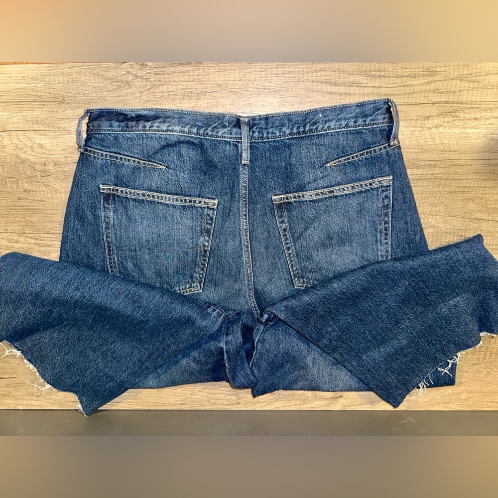 Universal Thread High Rise Barrel Jeans - Picture 4 of 6